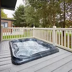 Brackencroft With Hot Tub * York