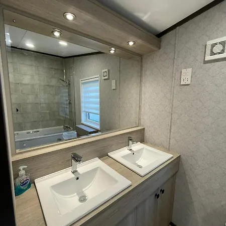 Brackencroft With Hot Tub Prázdninový dům