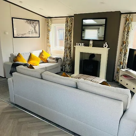 Brackencroft With Hot Tub Tatil Evi