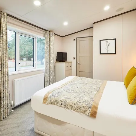 Brackencroft With Hot Tub Holiday home